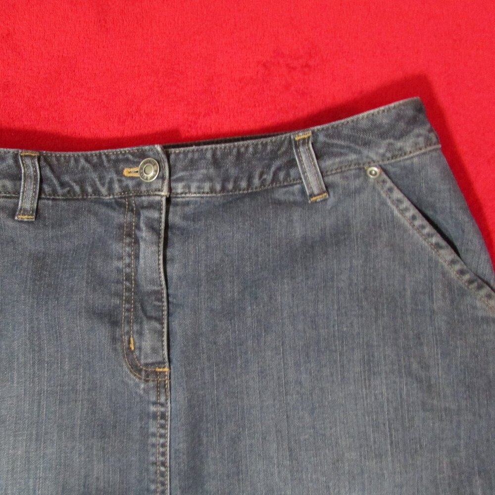 Talbots Denim Blue Jean Skirt Stretch Pockets Midi Length - Picture 3 of 5